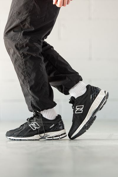 Кросівки New Balance 1906 Black White 18669-40 фото