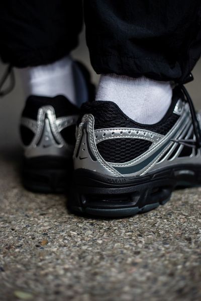 Кросівки Nike Air Max Moto 2K Black Silver 23384-40 фото