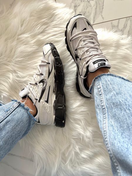 Кросівки Nike Initiator Custom White Black 23632-36 фото