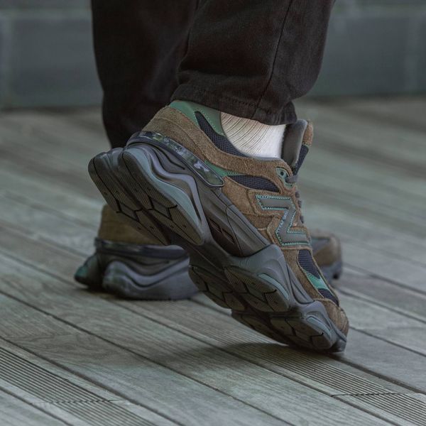 Кросівки New Balance 9060 Beef and Broccol Brown Black 11838-36 фото