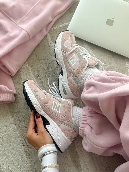 Кросівки New Balance 530 Pink Silver White 14750-36 фото