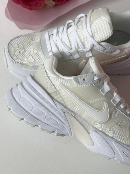 Кросівки Nike V2K.3 Runtekk White Flowers 24740-36 фото