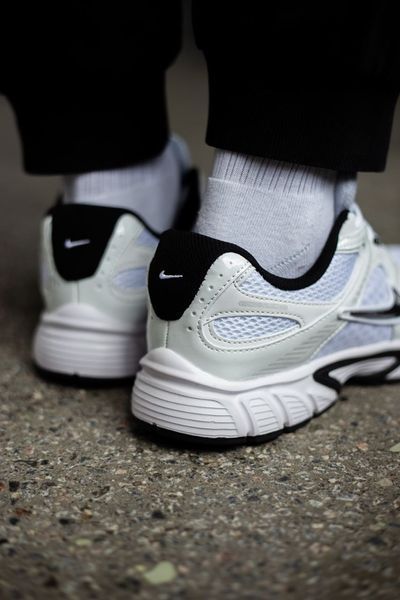 Кросівки Nike V5 RNR White Black 24877-41 фото