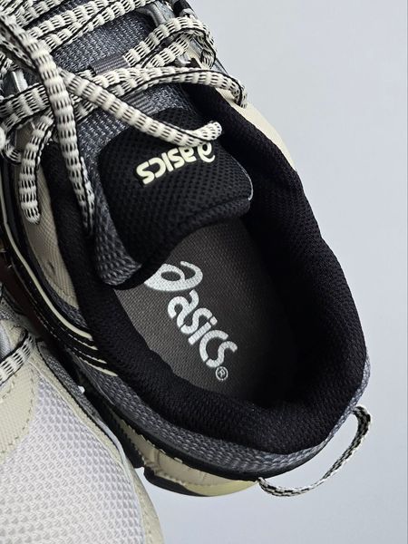 Кросівки Asics Gel-Kahana 8 Beige Grey Black 20199-40 фото